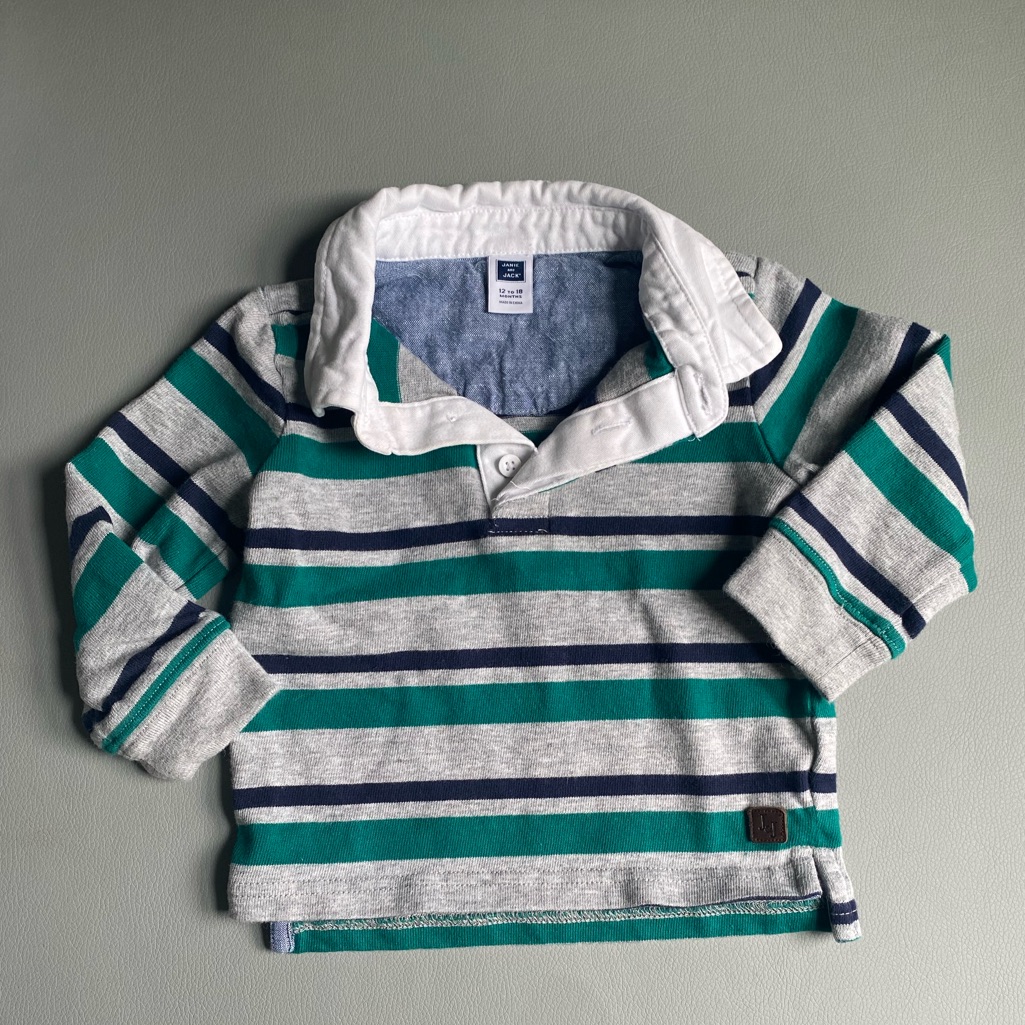 Long Sleeve Collared Pullover
